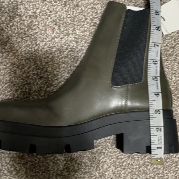 Zara Boot - Picture 2 of 9